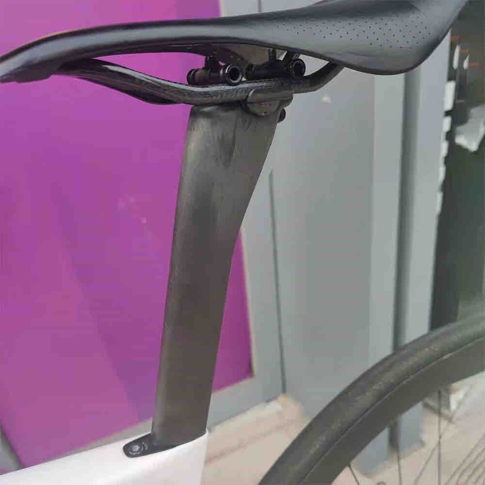 Selim de fibra de carbono ultr - Carbon Fiber Saddle avaliação e preço